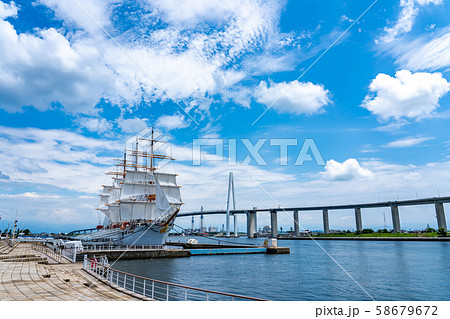 富山県　海王丸パーク　帆船の総帆展帆 58679672