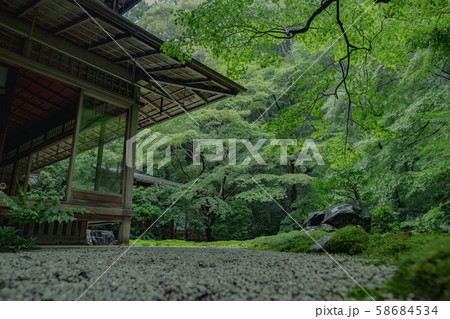 京都 瑠璃光院 お寺 日本庭園 寺 寺社仏閣 庭 写真素材 京都 瑠璃光院 お寺 日本庭園 寺 寺社仏閣 庭 写真素材 58684534