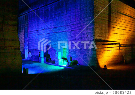 大谷資料館　ライトアップされた大谷石 58685422