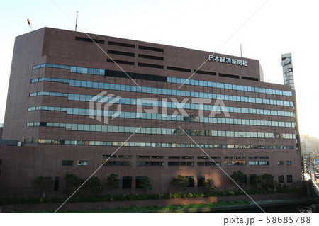 日本経済新聞社（旧大阪本社） 58685788