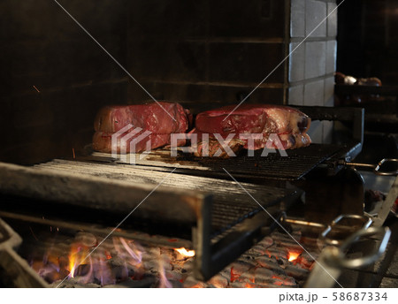 イタリア・フィレンツェ郊外の小さな町の名物お肉屋ダリオ・チェッキーニ 58687334