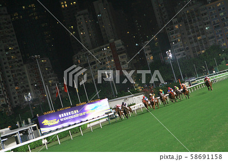 gamble betting in Happy Valley horse racecourse 58691158