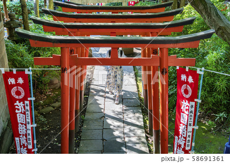 【東京都】花園稲荷神社　鳥居 58691361