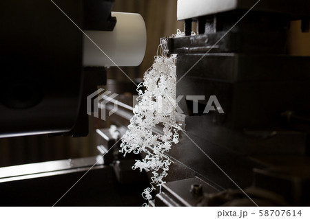 旋盤でポリアセタールの加工 旋盤でポリアセタールの加工 58707614