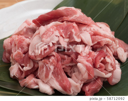 豚コマ肉 豚コマ肉 58712092