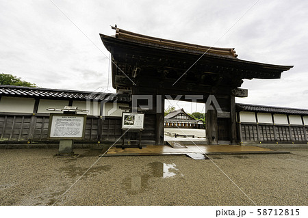 瑞龍寺 総門 富山県高岡市 瑞龍寺 総門 富山県高岡市 58712815