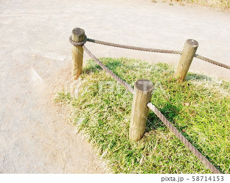 曲がり角 58714153