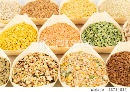 Collection of groats 58714833