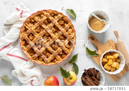 Apple pie. Traditional american apple pie Apple pie. Traditional american apple pie 58717031