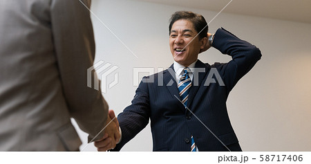握手 握手 58717406