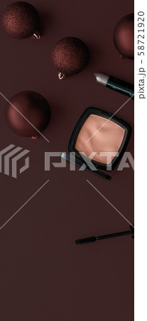 Make-up and cosmetics product set for beauty brand 58721920