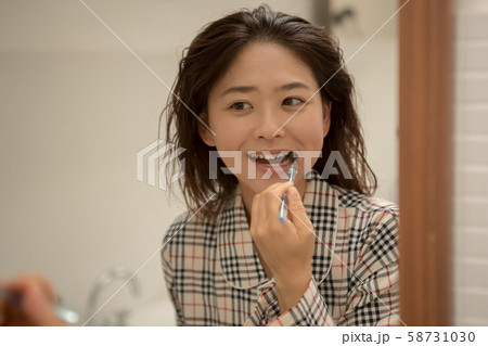 a thirty-something woman a thirty-something woman 58731030