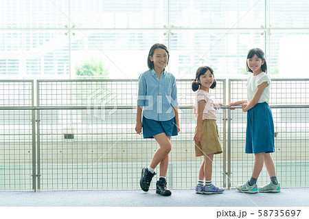 小学生 学校 子供 学校生活イメージ 小学生 学校 子供 学校生活イメージ 58735697
