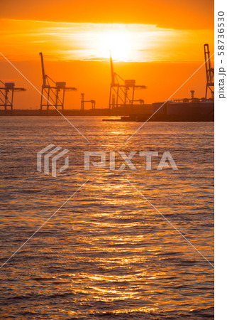 大阪 天保山の夕景 大阪 天保山の夕景 58736530
