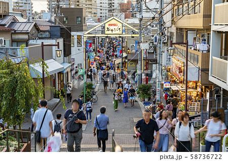 【東京都】谷中銀座商店街　夕焼けだんだん　谷根千 58736722