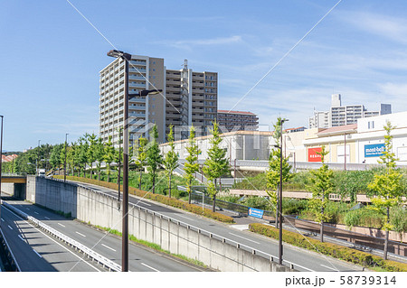 駅前風景　南大沢駅 58739314
