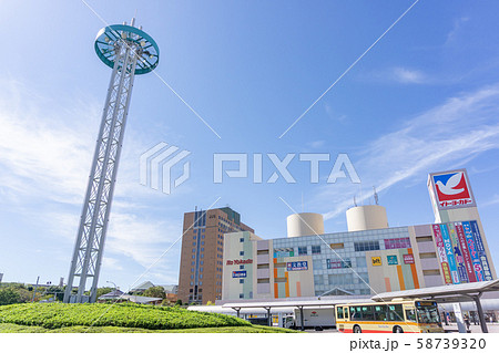 駅前風景　南大沢駅 58739320