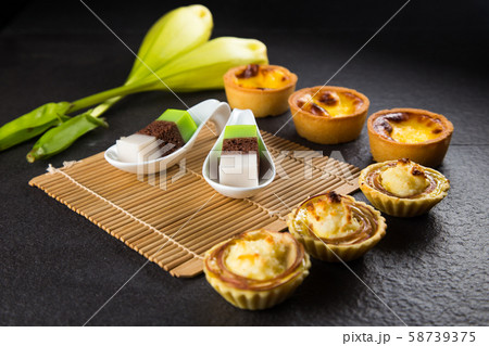 Various dessert 58739375