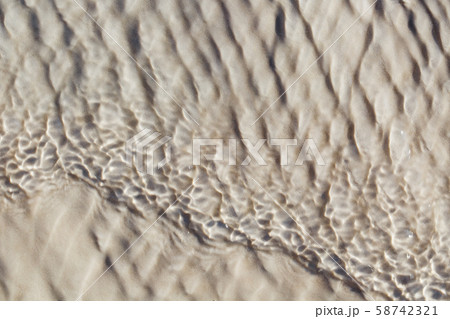 The texture of light calcium carbonate in full 58742321