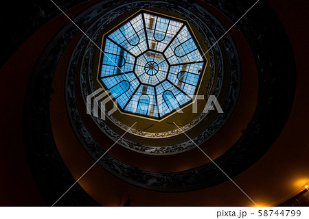 バチカン美術館ファンタジー バチカン美術館ファンタジー 58744799