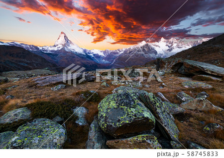 Materhorn peak at sunset in Zermatt, Switzerland. 58745833