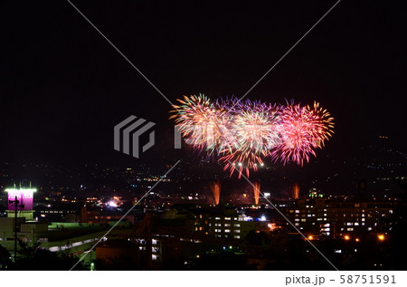 石和温泉花火大会（大蔵経寺山登山者駐車場より） 58751591