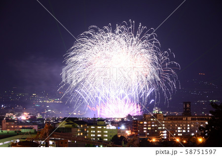 石和温泉花火大会（大蔵経寺山登山者駐車場より） 58751597