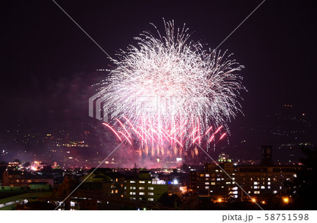 石和温泉花火大会（大蔵経寺山登山者駐車場より） 58751598