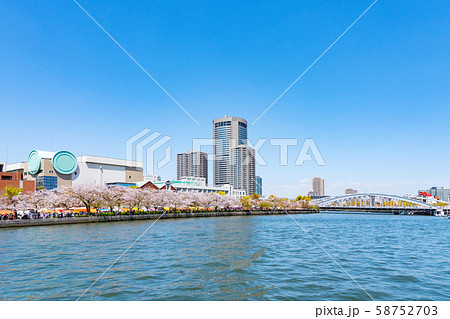 大阪造幣局と大阪アメニティパーク 58752703