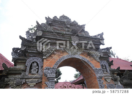 サレン・アグン宮殿 58757288