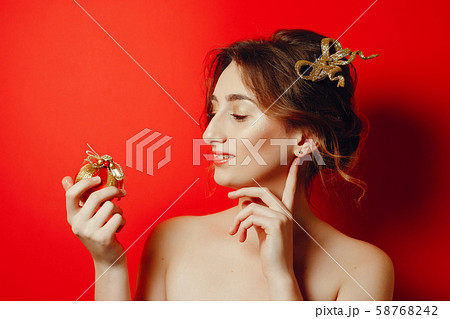 girl with toy 58768242
