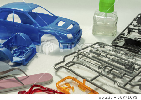 プラモデルを作る 自動車模型の製作 プラモデルを作る 自動車模型の製作 58771679