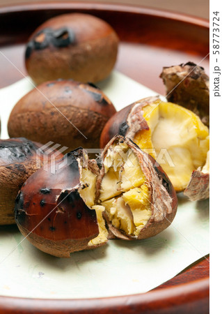 焼き栗 焼き栗 58773724