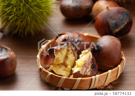 焼き栗 58774132