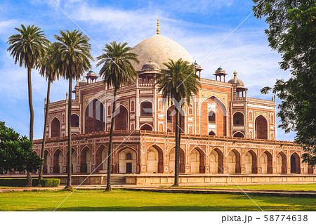Humayun's Tomb in New Delhi, India Humayun's Tomb in New Delhi, India 58774638