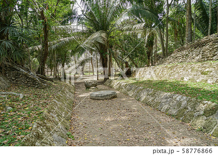 ラマナイ遺跡の球技場 ラマナイ遺跡の球技場 58776866