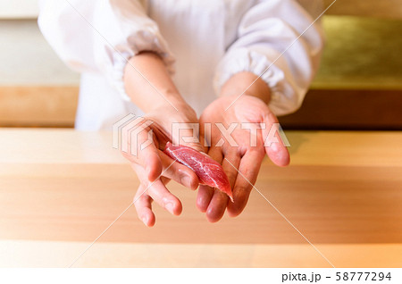 寿司　握り 58777294