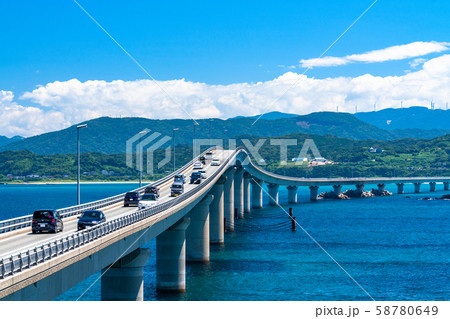 《山口県》夏の角島大橋 《山口県》夏の角島大橋 58780649