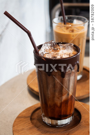 Iced coffee in coffee shop 58782009