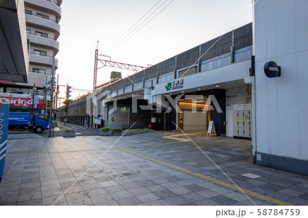 平井駅前 58784759