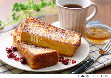 フレンチトースト　美味しそう 58791040