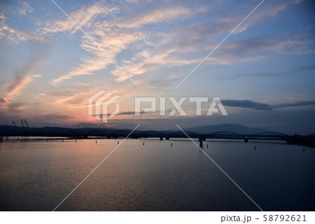 伊勢大橋　夕景 58792621