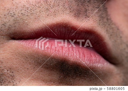 Photo of man with closed mouth, close up shooting 58801605
