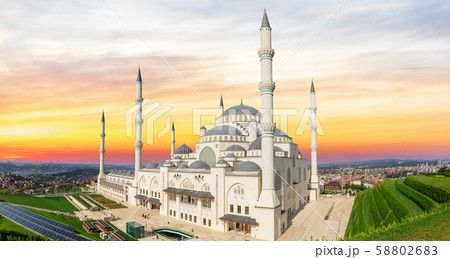 Camlica Mosque at sunset, asian side of Istanbul, 58802683