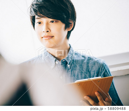 男性　アルバイト　試験監督 58809488