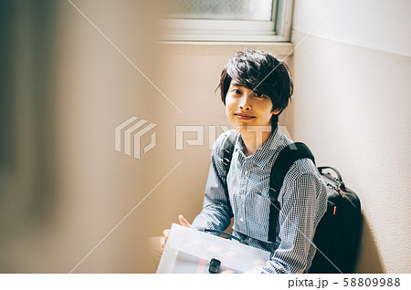 男性　大学生 58809988