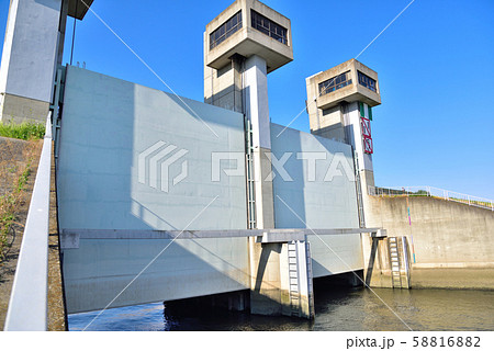 戸田市　笹目水門 58816882