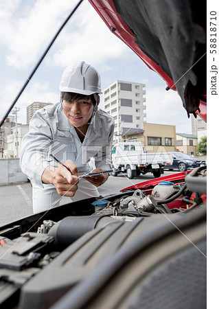 ガテン系 働く男性 ガテン系 働く男性 58818710