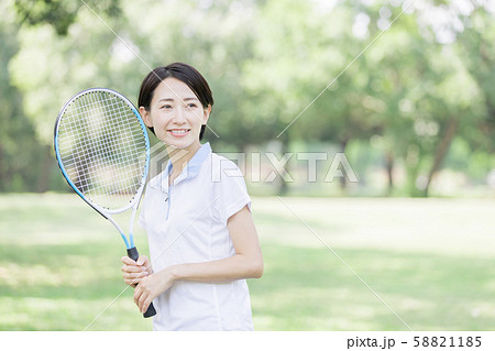女性　テニス 58821185