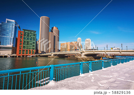 Boston downtown at sunny winter day 58829136